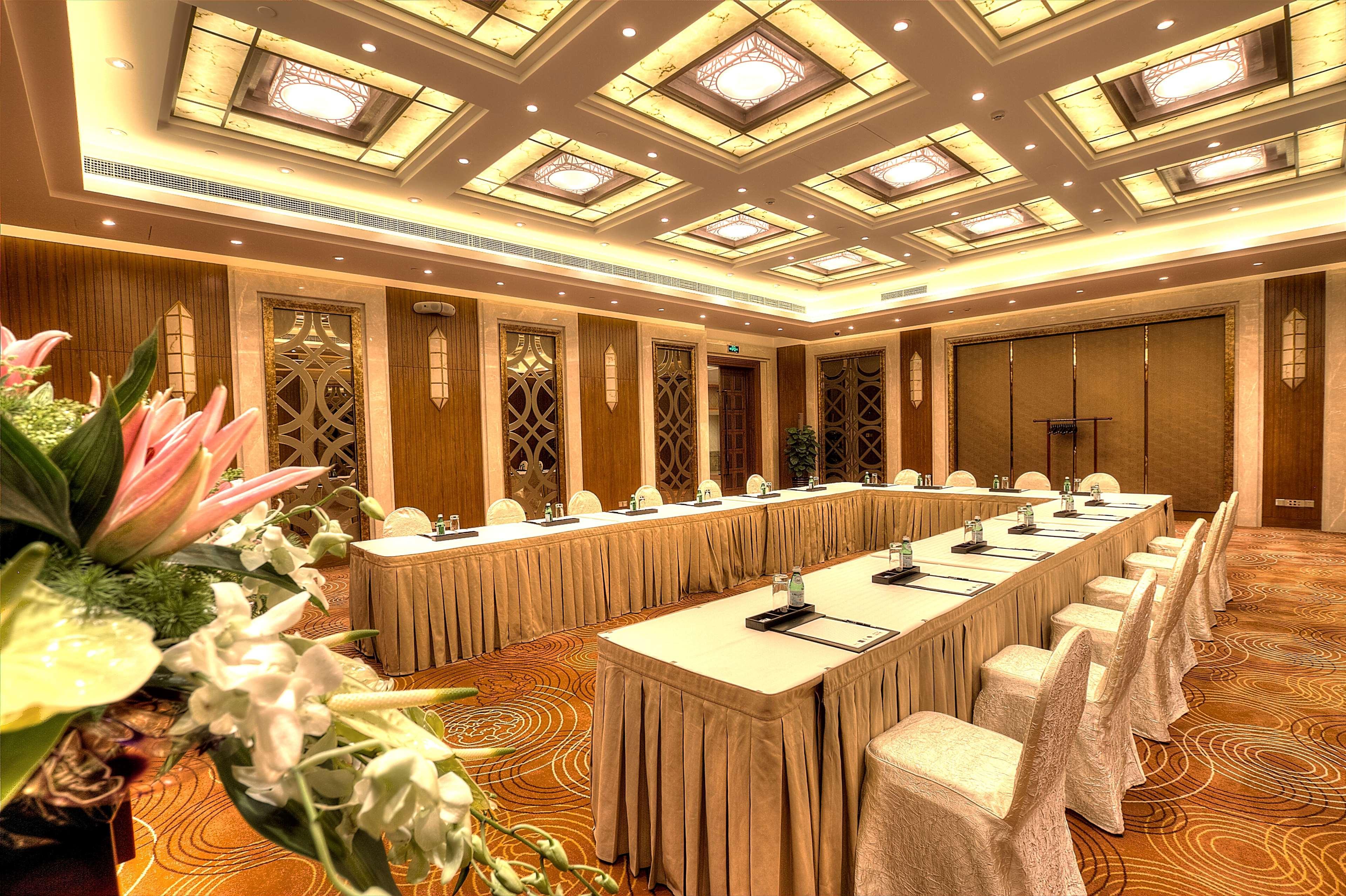 Radisson Collection Hotel, Xing Guo Шанхай Экстерьер фото